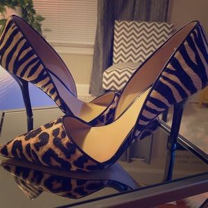 MK faux fur pump heels